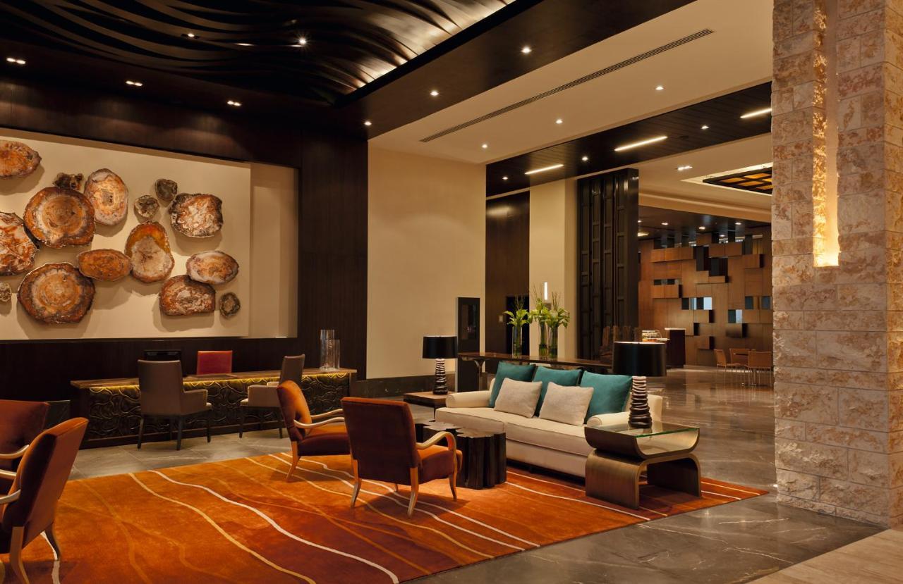 เดอะ เวสทิน อาบูดาบี กอล์ฟ รีสอร์ต แอนด์ สปา Hotel ภายนอก รูปภาพ Lobby