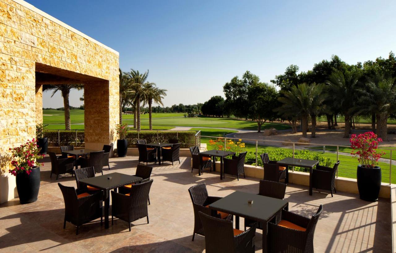 เดอะ เวสทิน อาบูดาบี กอล์ฟ รีสอร์ต แอนด์ สปา Hotel ภายนอก รูปภาพ The clubhouse at the Dubai Creek Golf & Country Club