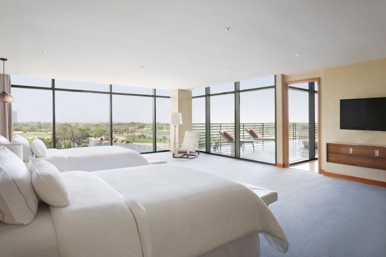 เดอะ เวสทิน อาบูดาบี กอล์ฟ รีสอร์ต แอนด์ สปา Hotel ภายนอก รูปภาพ