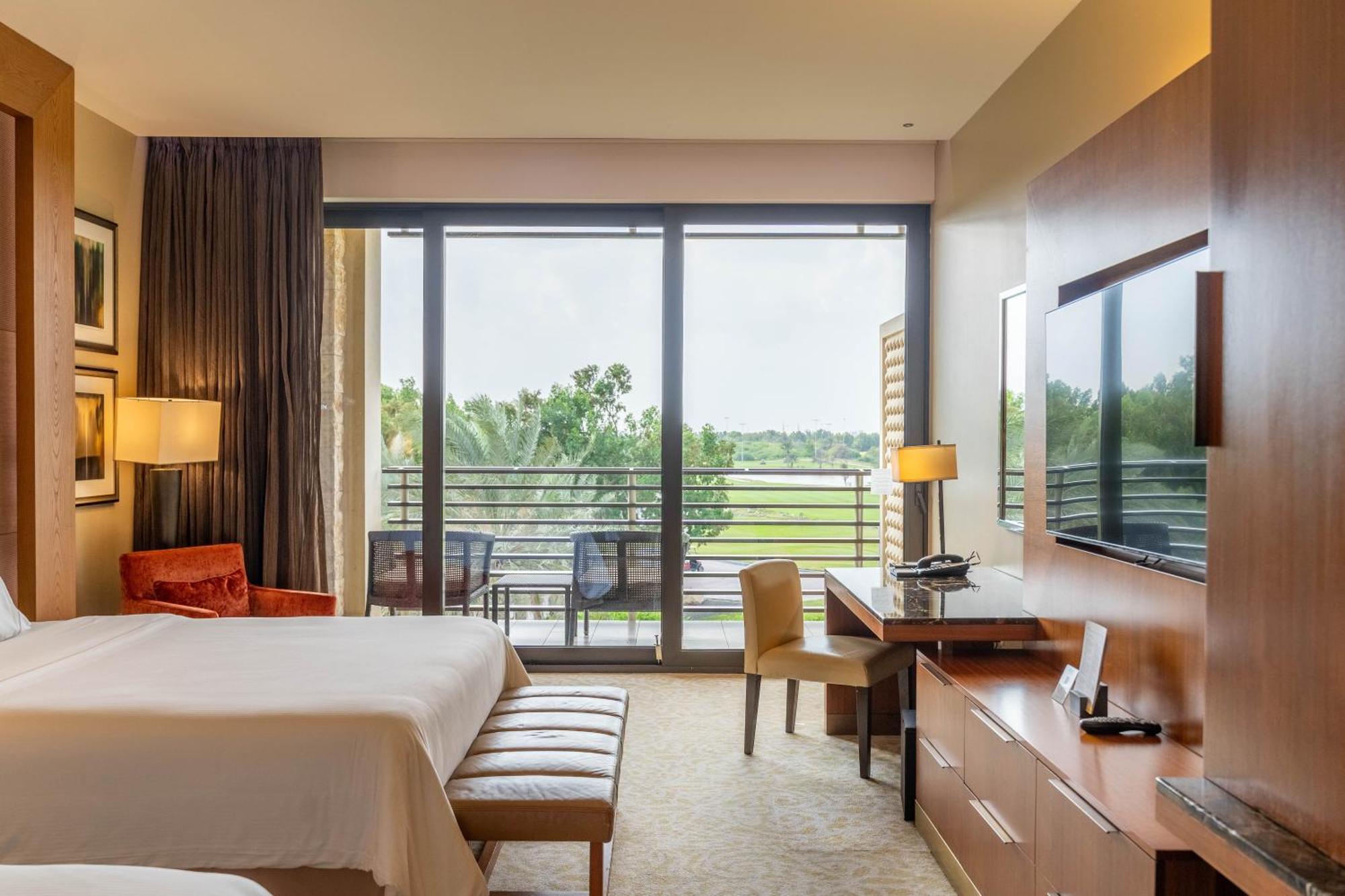 เดอะ เวสทิน อาบูดาบี กอล์ฟ รีสอร์ต แอนด์ สปา Hotel ภายนอก รูปภาพ