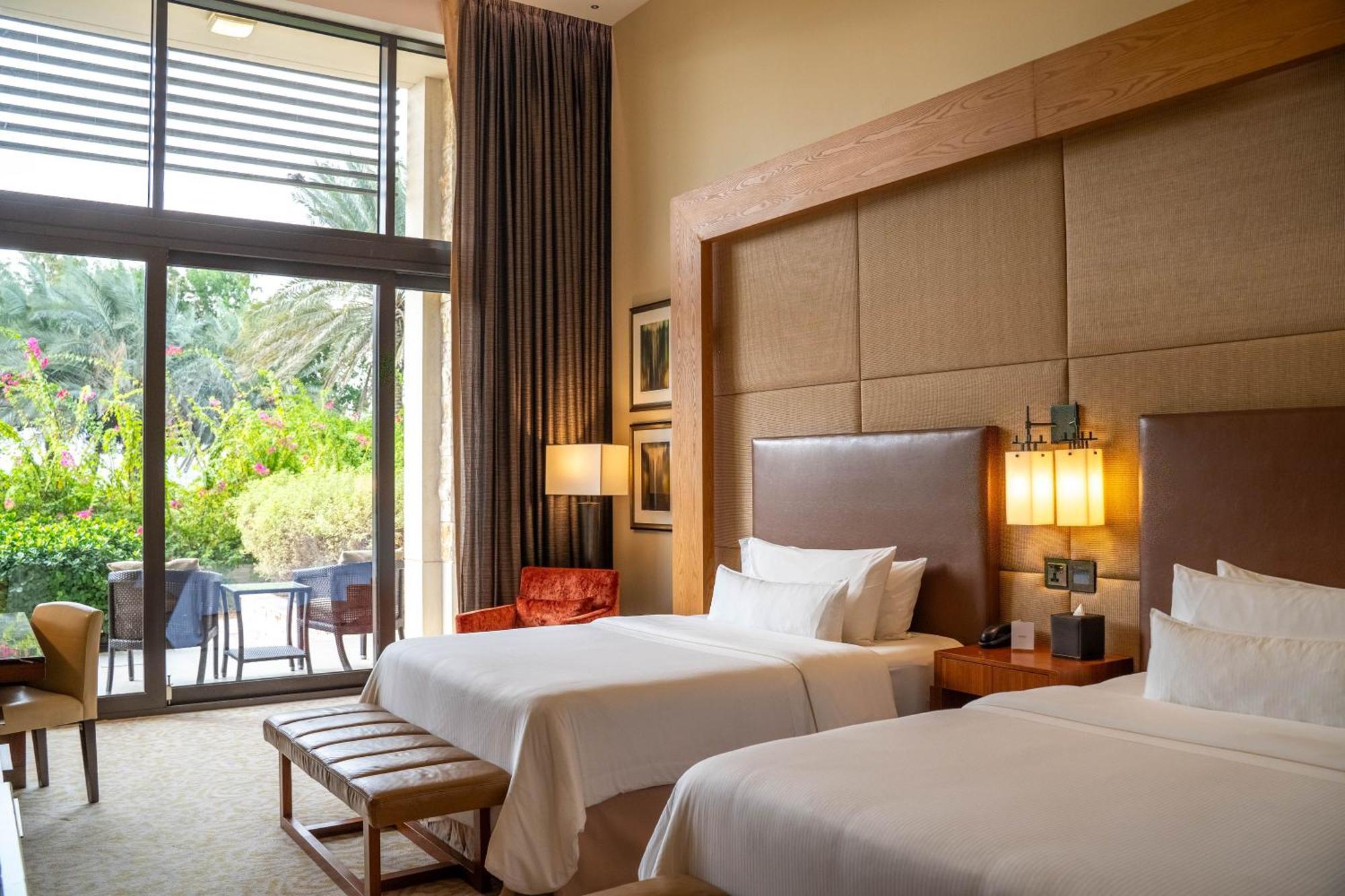 เดอะ เวสทิน อาบูดาบี กอล์ฟ รีสอร์ต แอนด์ สปา Hotel ภายนอก รูปภาพ