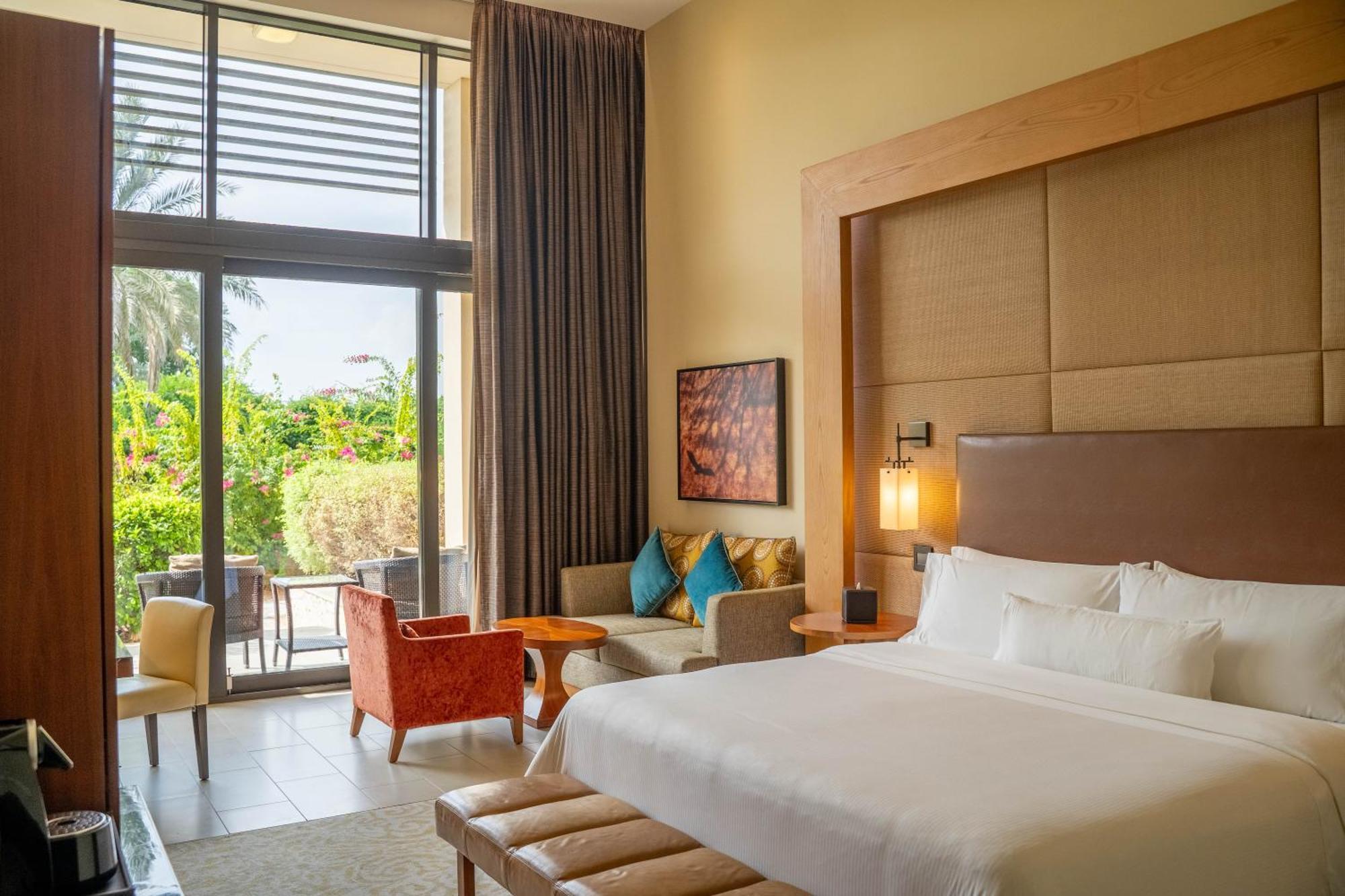 เดอะ เวสทิน อาบูดาบี กอล์ฟ รีสอร์ต แอนด์ สปา Hotel ภายนอก รูปภาพ