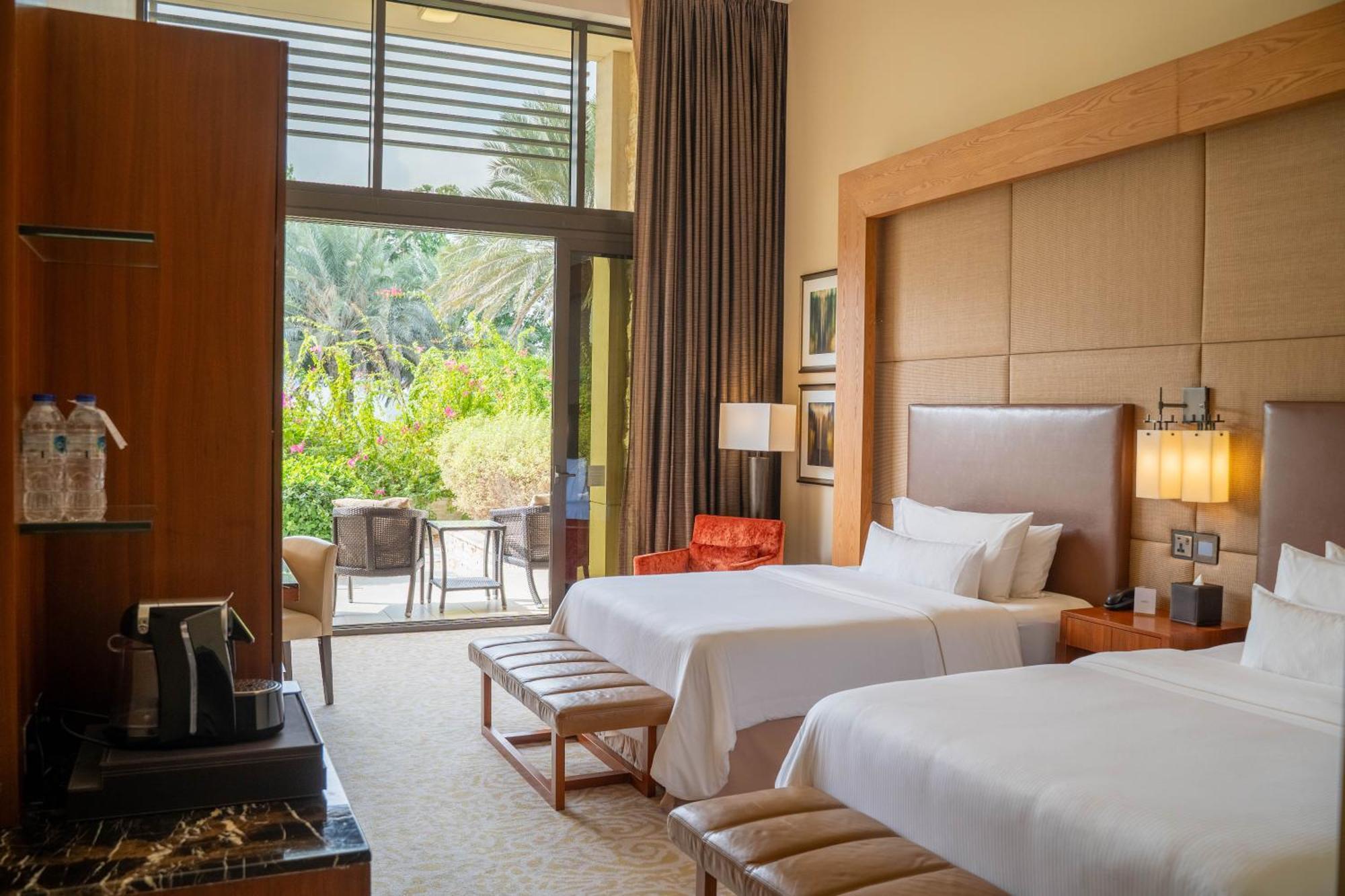 เดอะ เวสทิน อาบูดาบี กอล์ฟ รีสอร์ต แอนด์ สปา Hotel ภายนอก รูปภาพ